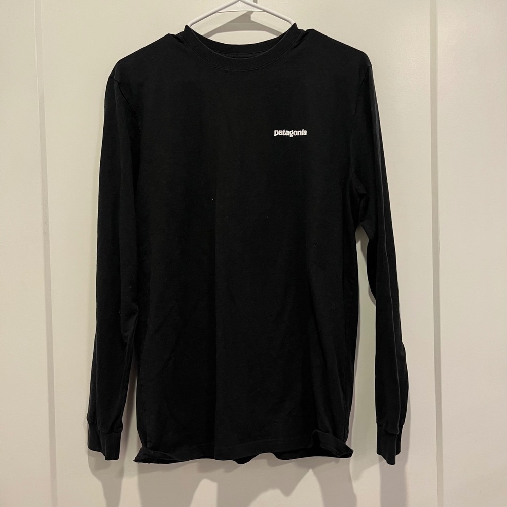 Patagonia Mens P-6 Logo Responsibili-Tee Long Sleeve Shirt Black Medium M